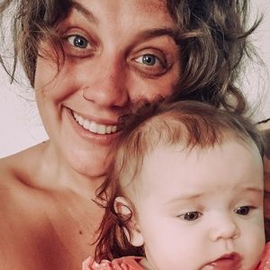 Meet your posher!💕